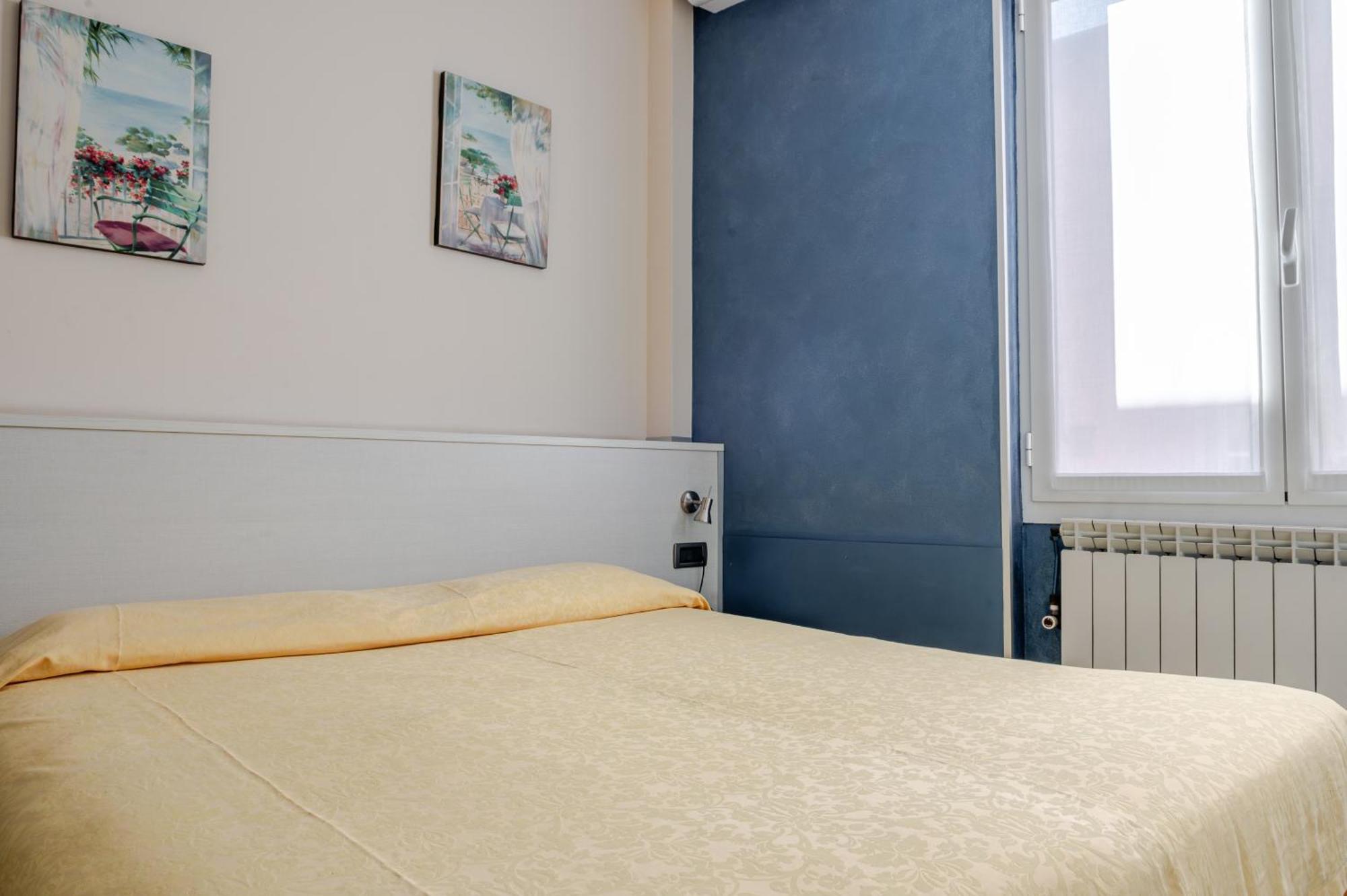 Hotel Posta - 3 Stars - Comfortable Stay In Ventimiglia Exterior photo